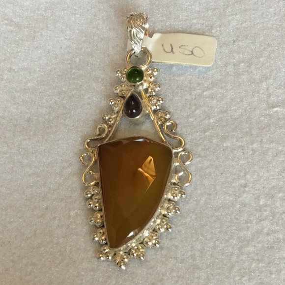 Jewelry - FINAL SALE PRICE Golden Chalcedony Gems & Silver Pendant